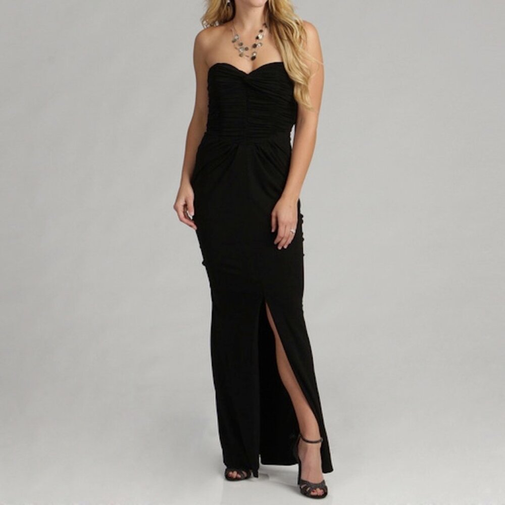 Vicky Tiel Black Formal Sweetheart Strapless Gown